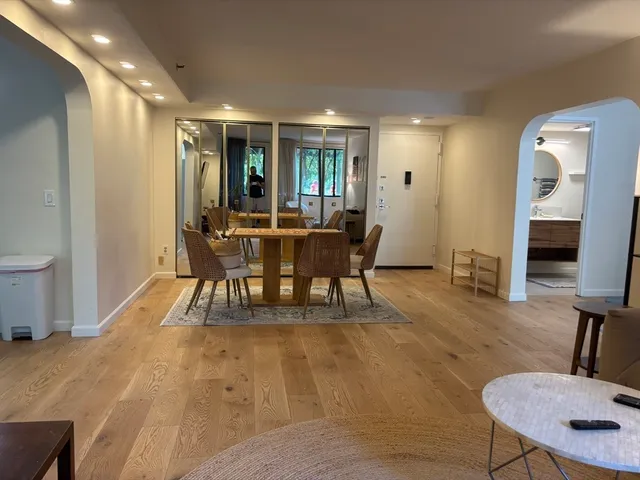 $4,500 | 1731 Beacon Street, Unit 4, Brookline, MA 02445