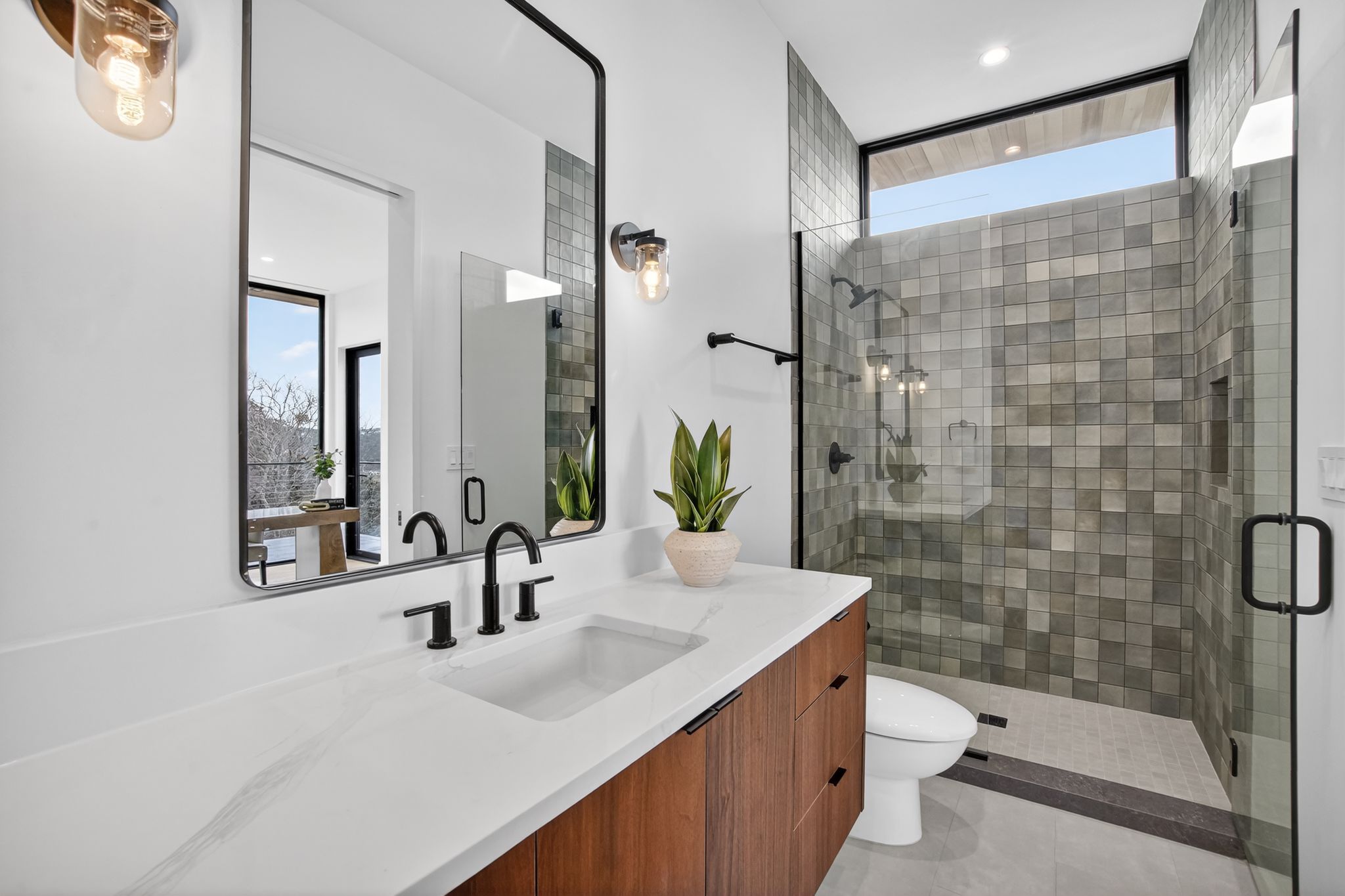 2319 Cypress Point East Austin, TX 78746 - Photo 20 of 39 2nd bedroom ensuite bath