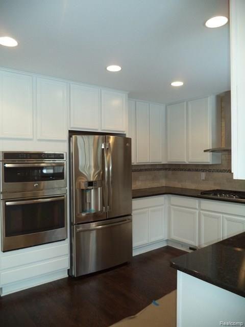 46 Edgemere Road Grosse Pointe Farms, MI 48236 - Photo 9 of 27