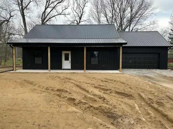 $285,000 | 4021 East Porter Street, Demotte, IN 46310