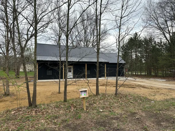 $285,000 | 4021 East Porter Street, Demotte, IN 46310