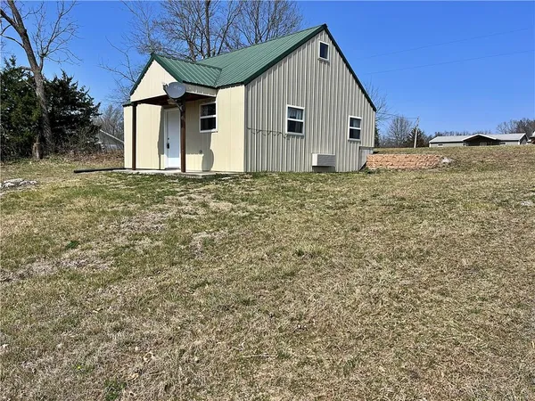 $199,500 | 5947 State Highway, Denver, MO 64441