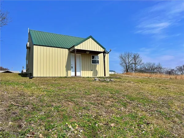 $199,500 | 5947 State Highway, Denver, MO 64441