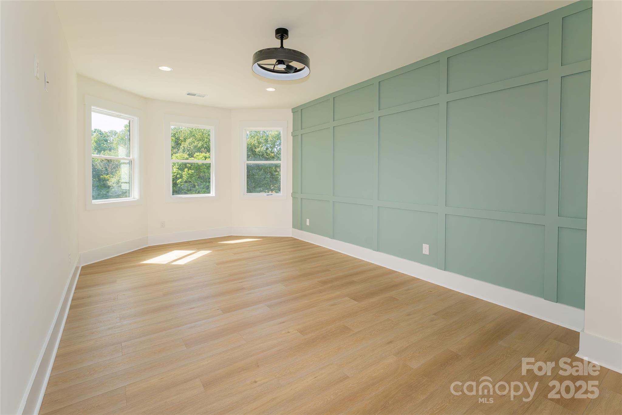9818 Hood Road Charlotte, NC 28215 - Photo 19 of 35 Gallery Image 19
