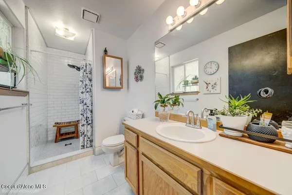 $574,900 | 8811 North Davis Circle, Hayden, ID 83835