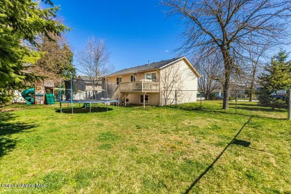 $574,900 | 8811 North Davis Circle, Hayden, ID 83835