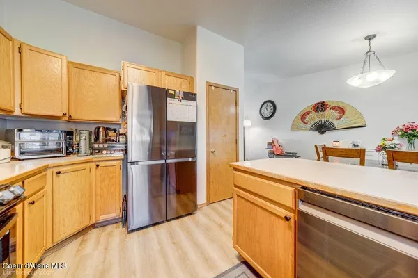 $574,900 | 8811 North Davis Circle, Hayden, ID 83835