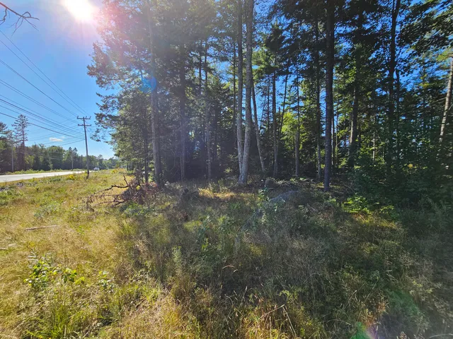$279,000 | 576 Us Highway, Hancock, ME 04640