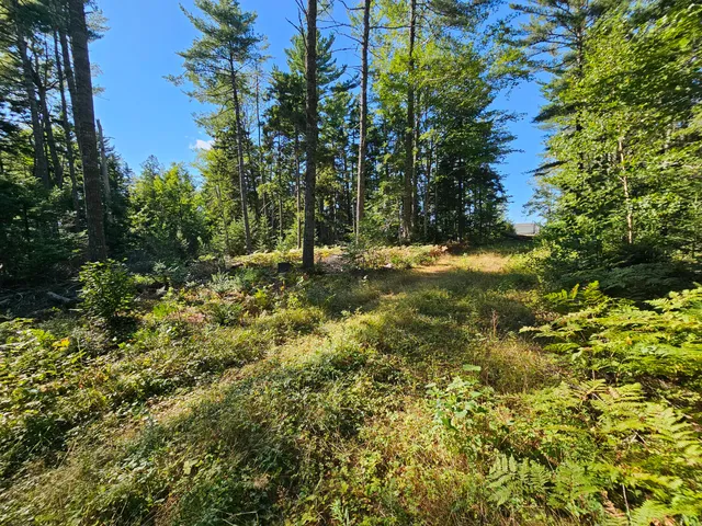 $279,000 | 576 Us Highway, Hancock, ME 04640