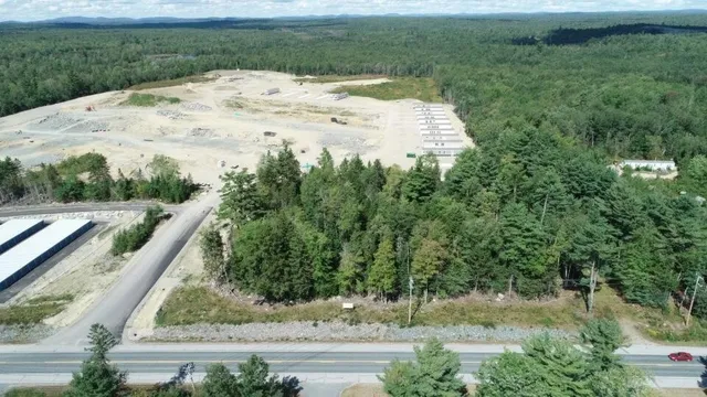 $279,000 | 576 Us Highway, Hancock, ME 04640