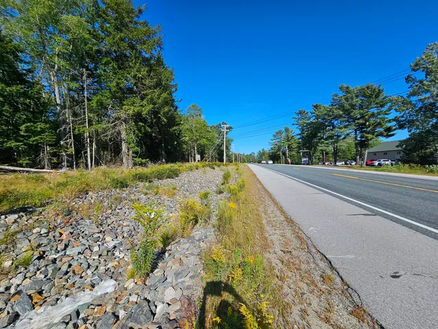 $279,000 | 576 Us Highway, Hancock, ME 04640