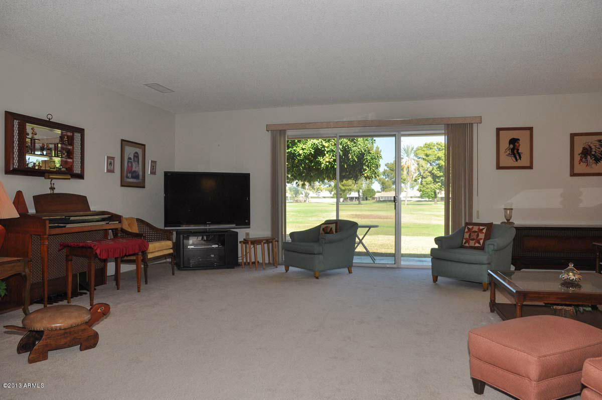 10722 West Hatcher Road Sun City, AZ 85351 - Photo 5 of 24 Living Room-View