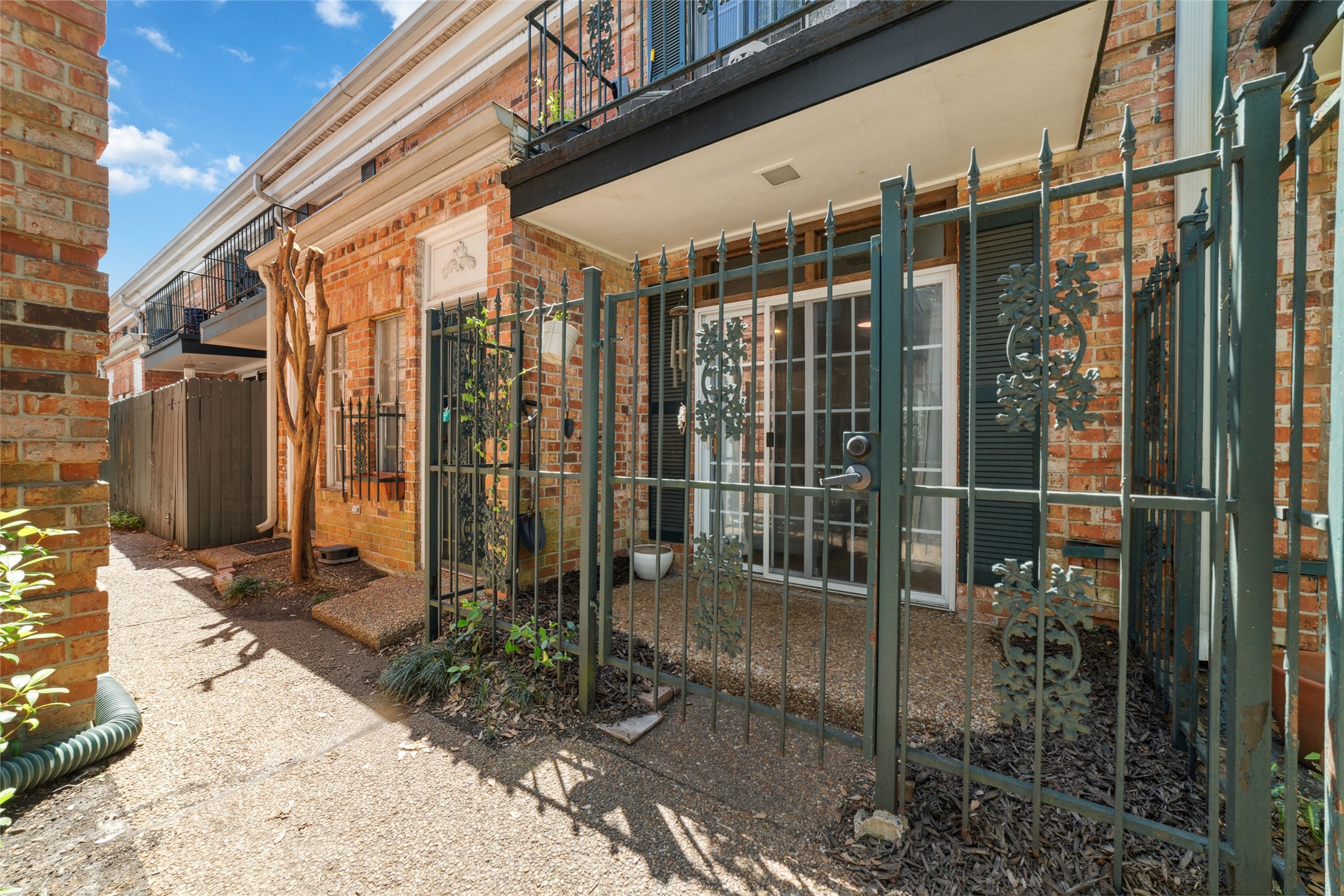 3400 Timmons Lane, Unit 68 Houston, TX 77027 - Photo 17 of 20