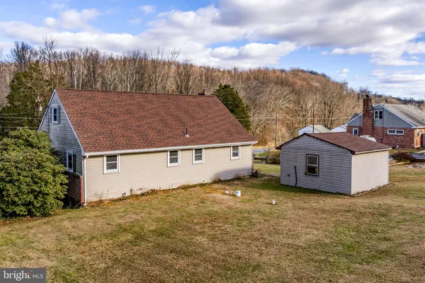 $225,000 | 735 Greenville Road, Denver, PA 17517