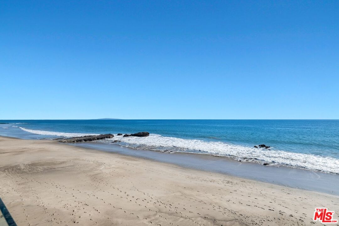 25302 Malibu Road Malibu, CA 90265 - Photo 9 of 36