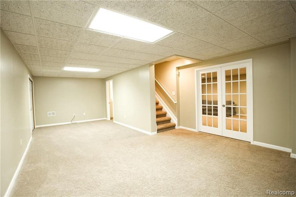 510 Bloomer Ridge Drive Rochester, MI 48307 - Photo 40 of 48