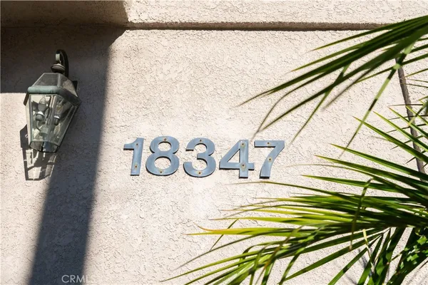 $619,999 | 18347 Saticoy Street, Unit 35, Reseda, CA 91335