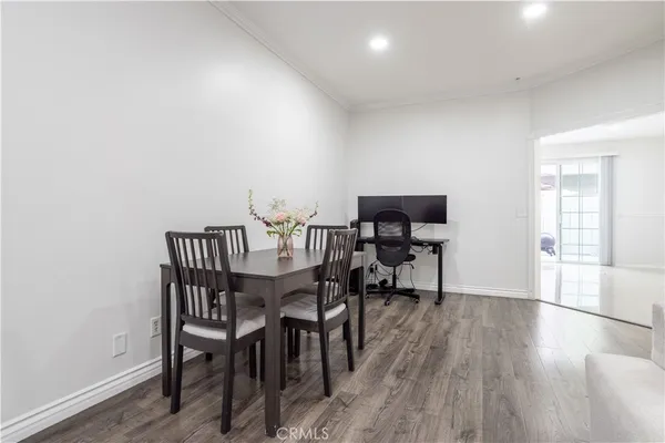 $619,999 | 18347 Saticoy Street, Unit 35, Reseda, CA 91335