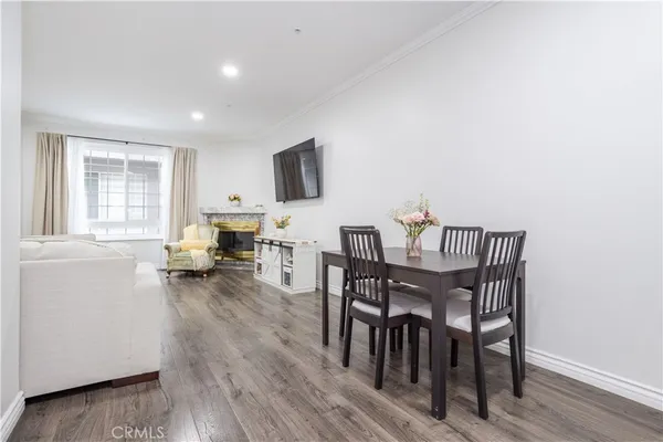 $619,999 | 18347 Saticoy Street, Unit 35, Reseda, CA 91335