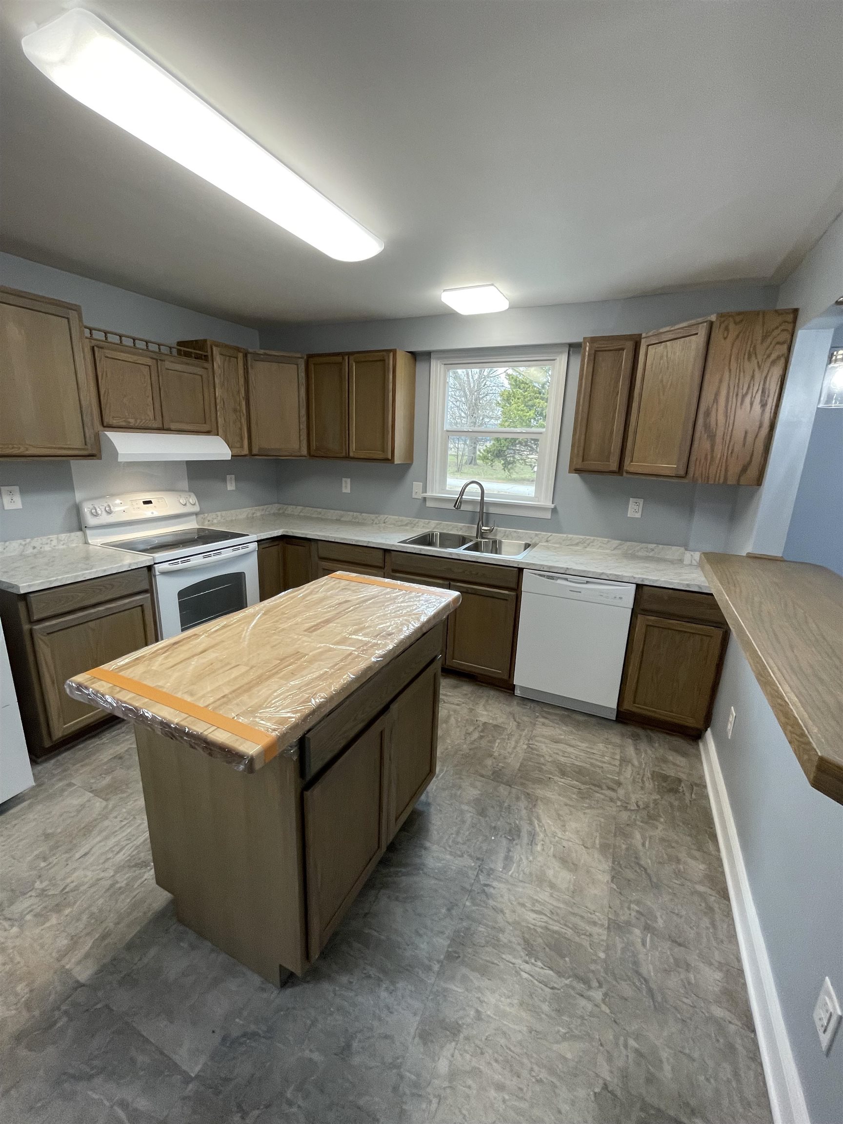 122 State Rd S-42-2249 Boiling Springs, SC 29316 - Photo 5 of 24 Gallery Image 5
