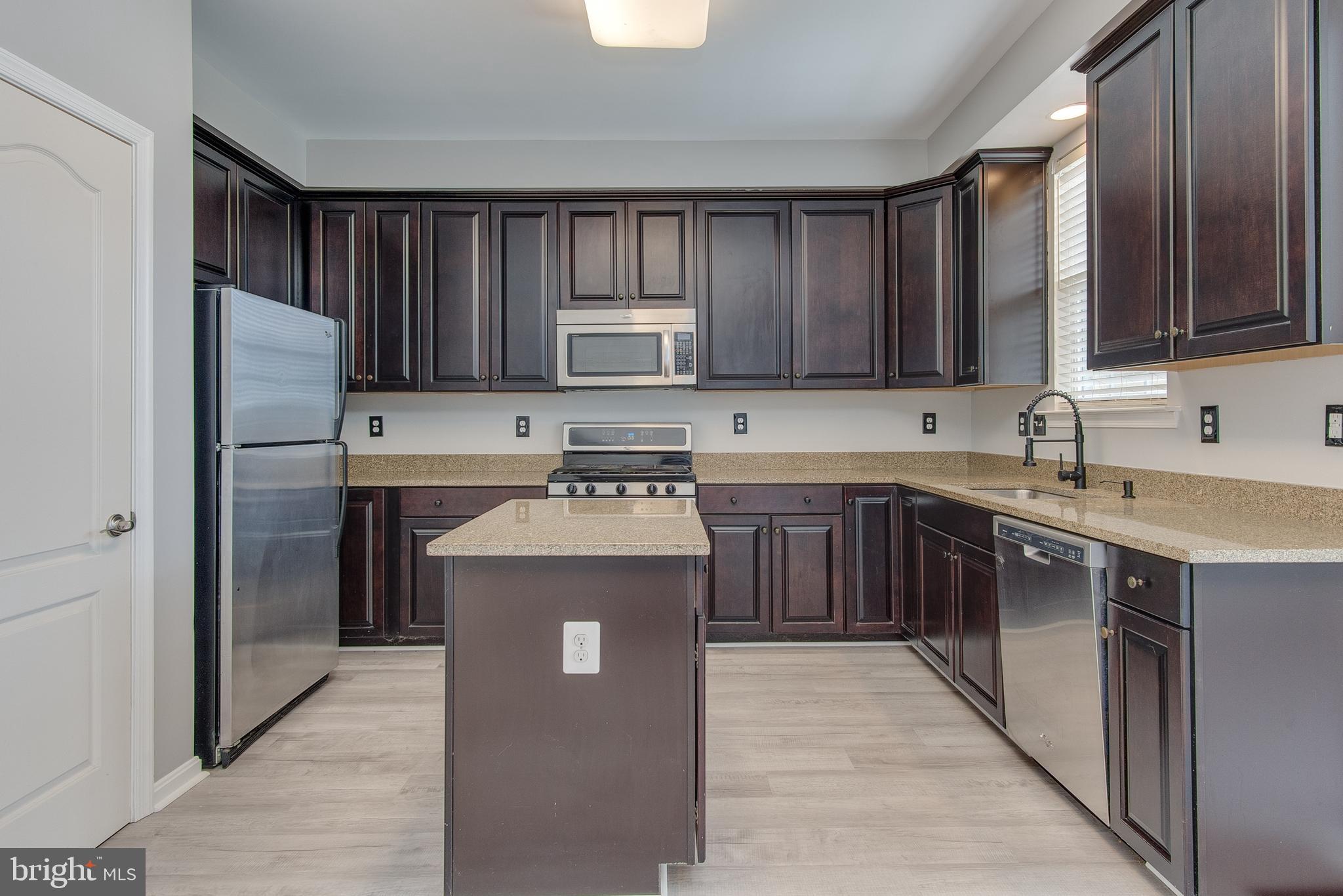 13016 Yellow Jacket Road Hagerstown, MD 21740 - Photo 18 of 42 Kitchen