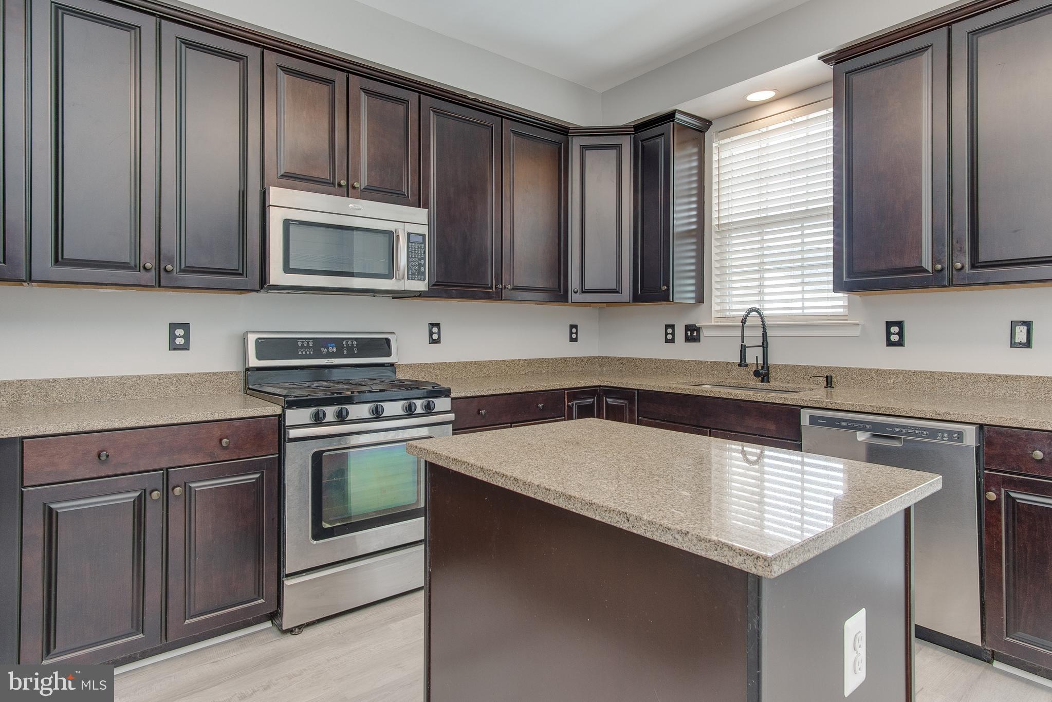 13016 Yellow Jacket Road Hagerstown, MD 21740 - Photo 19 of 42 Kitchen