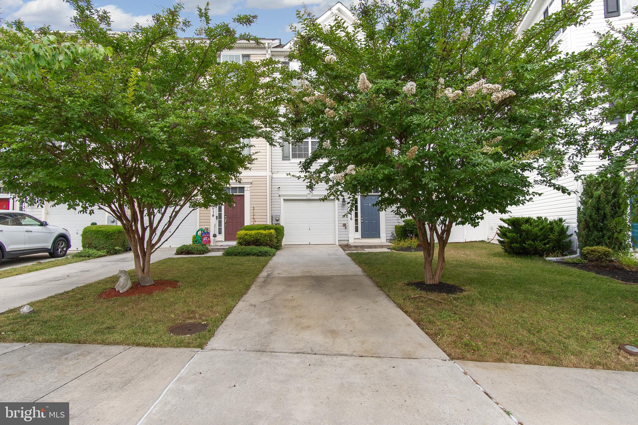 Front Exterior Driveway