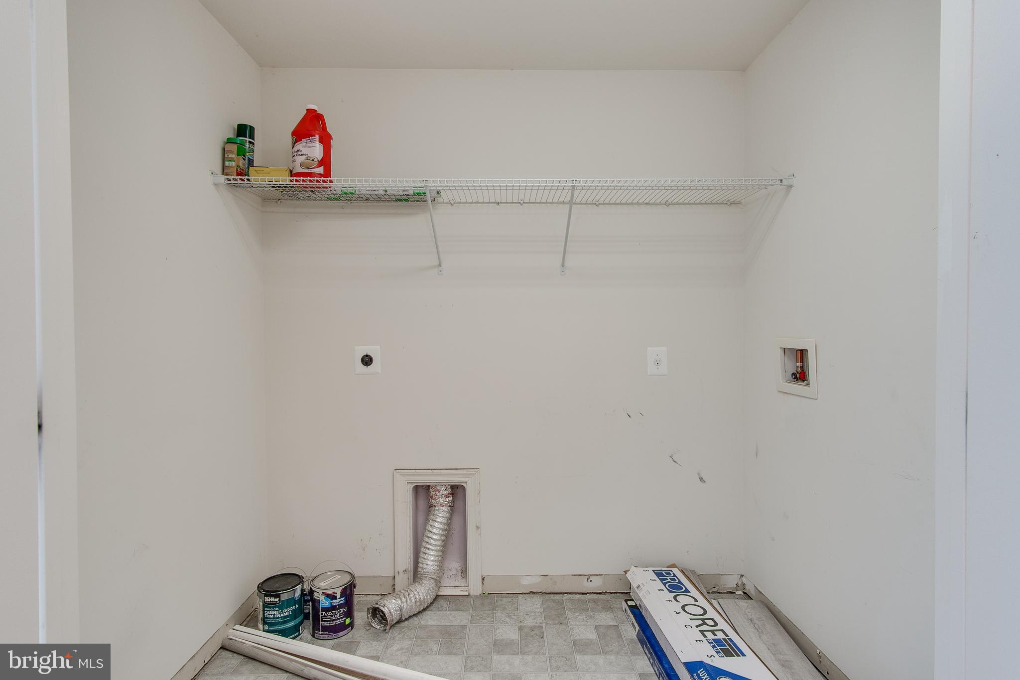 13016 Yellow Jacket Road Hagerstown, MD 21740 - Photo 34 of 42 Laundry Room