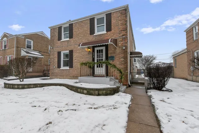 $339,900 | 4218 Konrad Avenue, Lyons, IL 60534