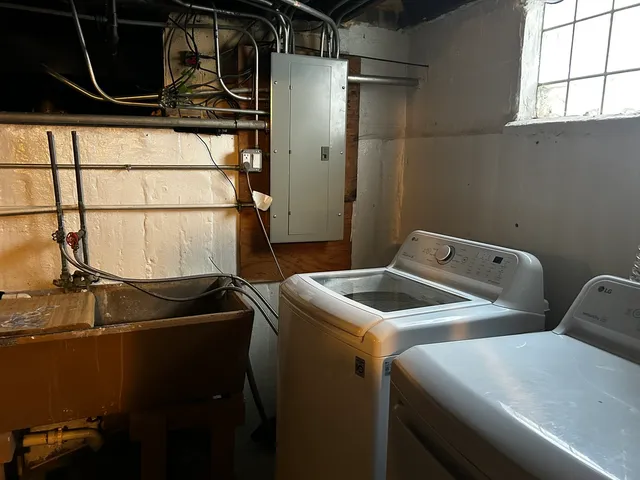 $339,900 | 4218 Konrad Avenue, Lyons, IL 60534