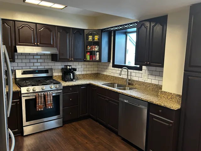 $339,900 | 4218 Konrad Avenue, Lyons, IL 60534