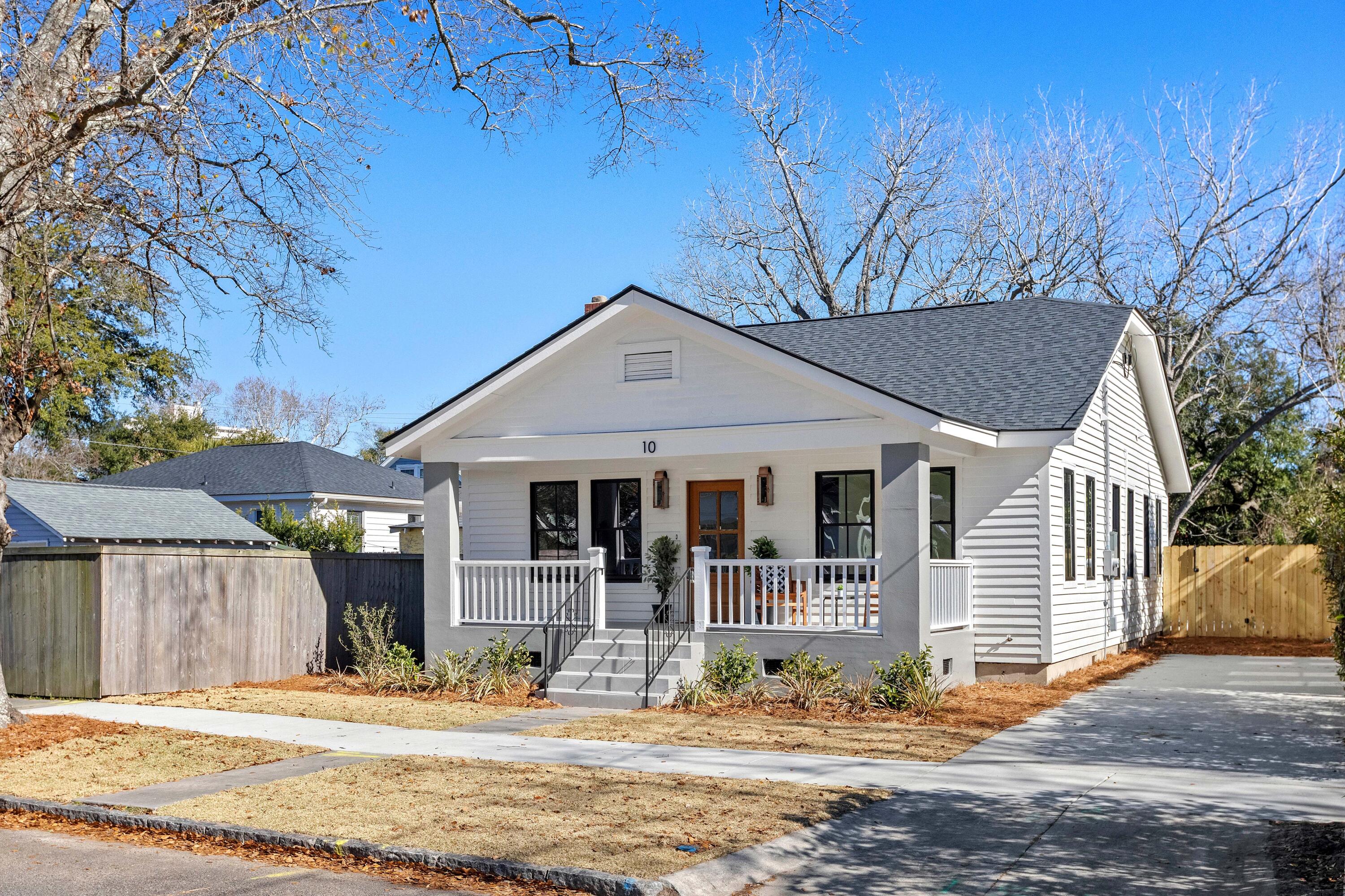 10 Magnolia Avenue Charleston, SC 29403 - Photo 42 of 46 10MagnoliaAve-CasaVerdeMediaLLC1