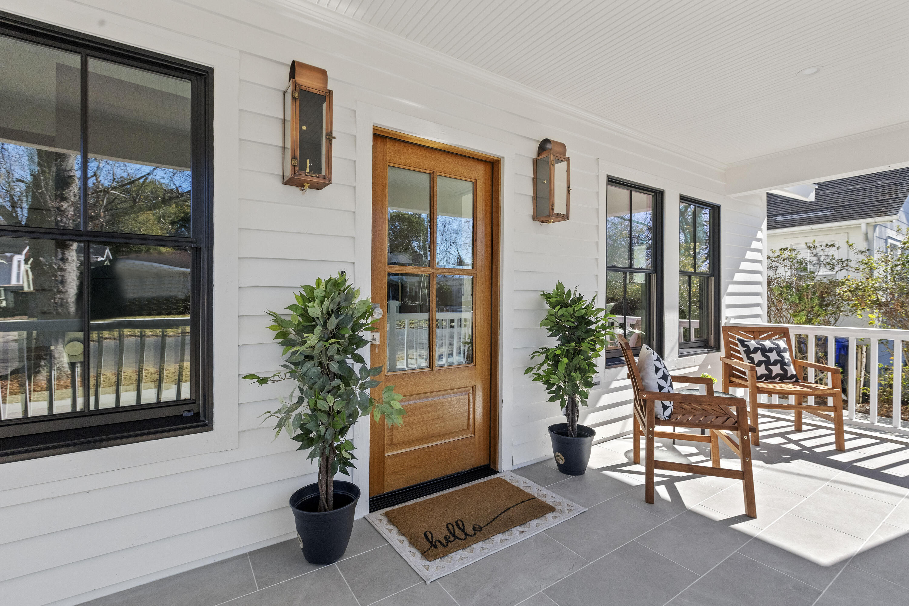 10 Magnolia Avenue Charleston, SC 29403 - Photo 5 of 46 10MagnoliaAve-CasaVerdeMediaLLC5