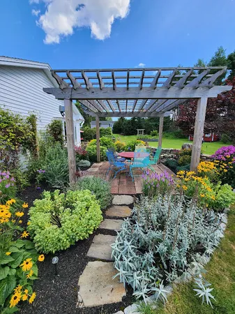 $649,900 | 105 Warrenton Street, Rockport, ME 04856