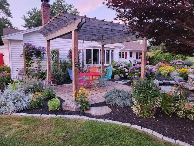 $739,900 | 105 Warrenton Street, Rockport, ME 04856