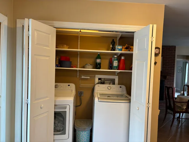 $739,900 | 105 Warrenton Street, Rockport, ME 04856