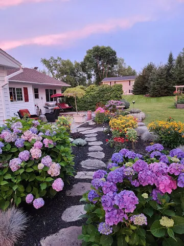 $739,900 | 105 Warrenton Street, Rockport, ME 04856