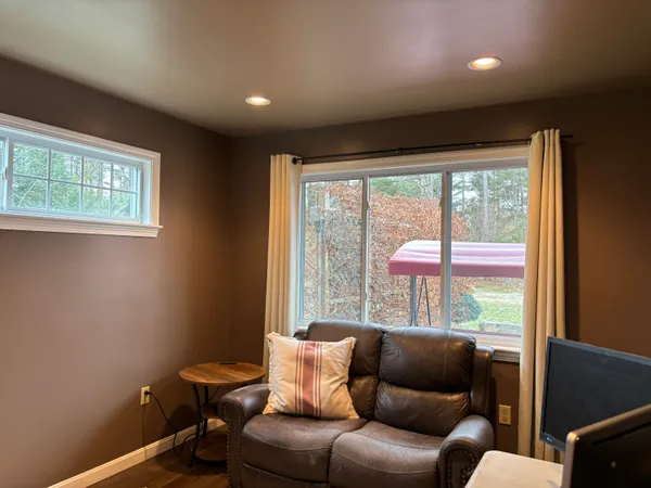 $649,900 | 105 Warrenton Street, Rockport, ME 04856