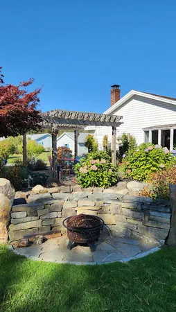 $649,900 | 105 Warrenton Street, Rockport, ME 04856