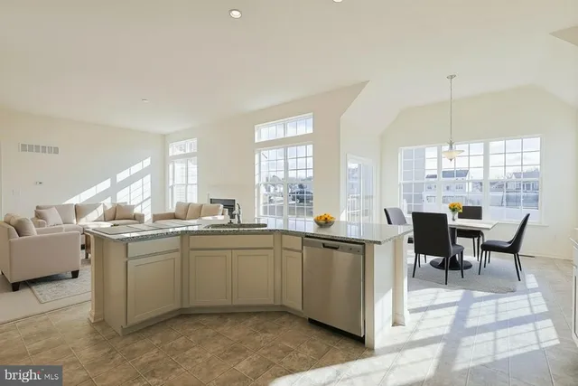 $573,789 | 910 Weatherstone Lane, Felton, DE 19943