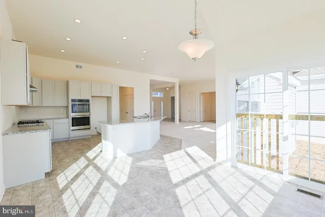 $573,789 | 910 Weatherstone Lane, Felton, DE 19943