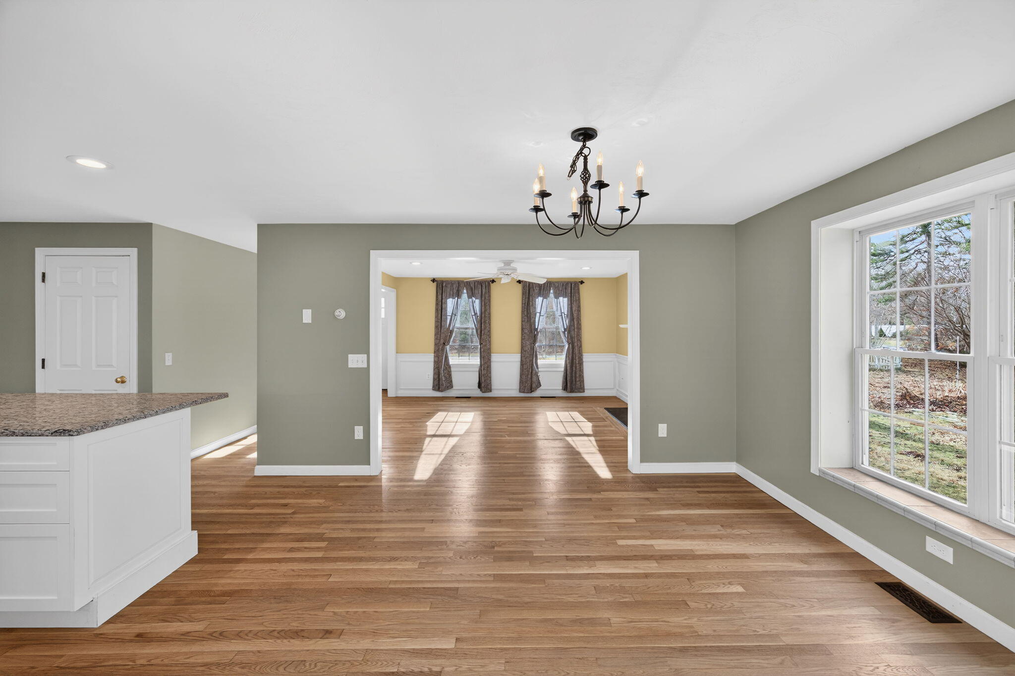 57 Grand Oak Road Forestdale, MA 02644 - Photo 8 of 41 95-PF0A3855