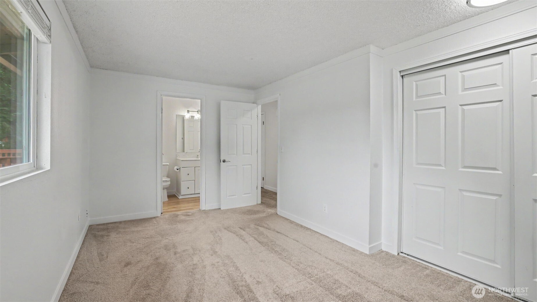 2233 184th Place Southeast Bothell, WA 98012 - Photo 16 of 38