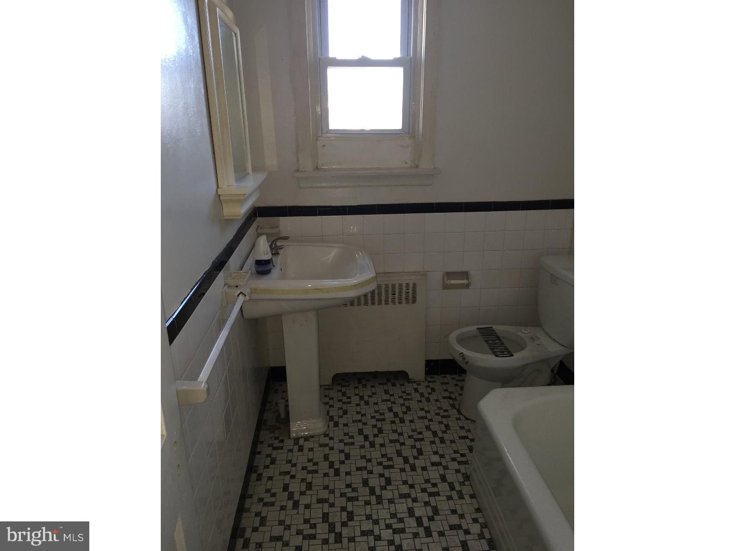 548 Wiltshire Road Upper Darby, PA 19082 - Photo 4 of 23 Gallery Image 4