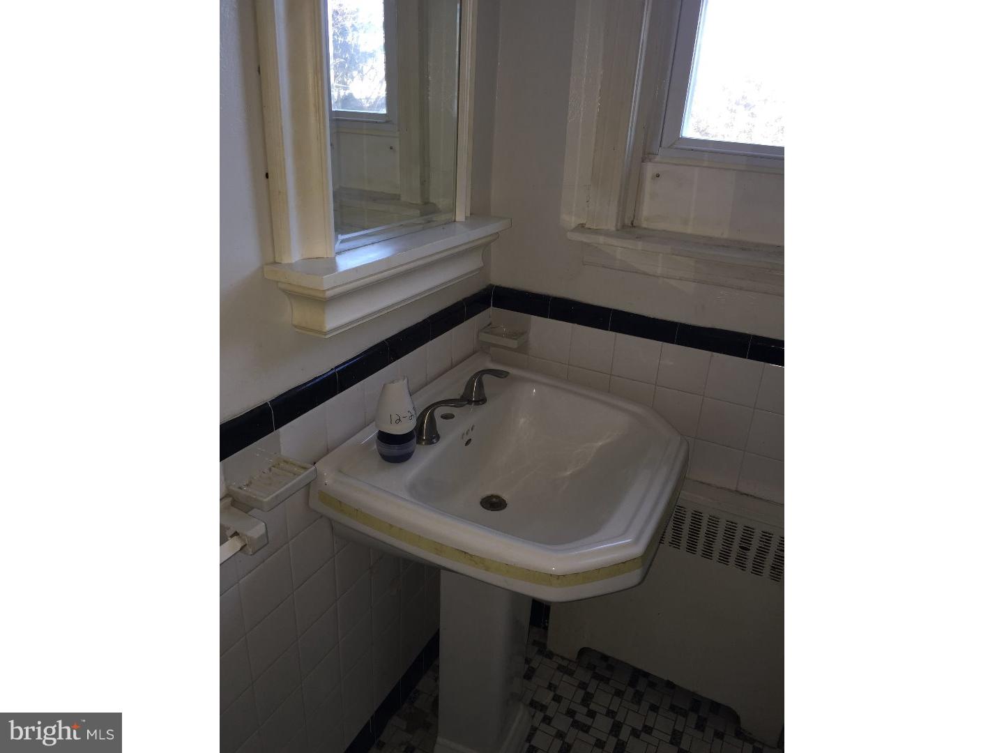 548 Wiltshire Road Upper Darby, PA 19082 - Photo 5 of 23 Gallery Image 5