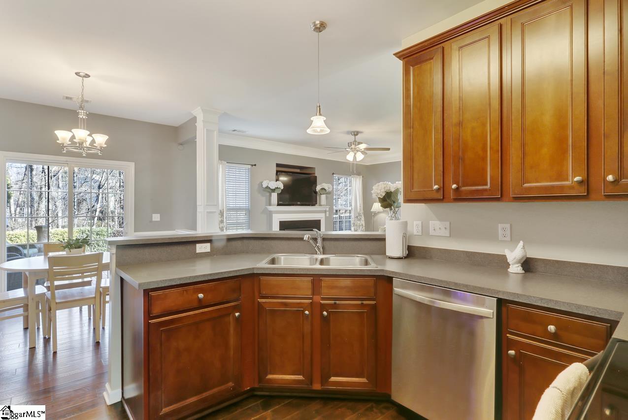 8 Knoll Ridge Drive Greer, SC 29650 - Photo 12 of 35 Gallery Image 12