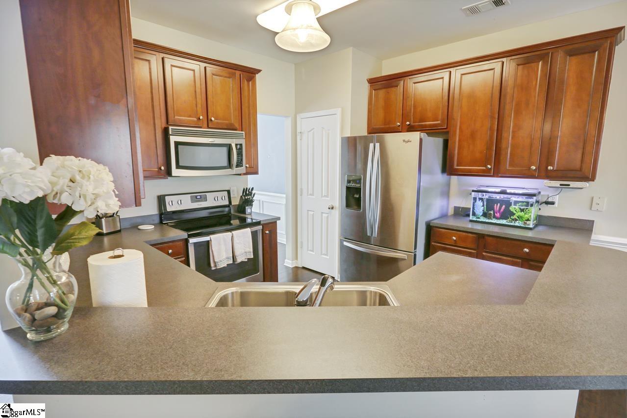 8 Knoll Ridge Drive Greer, SC 29650 - Photo 13 of 35 Gallery Image 13