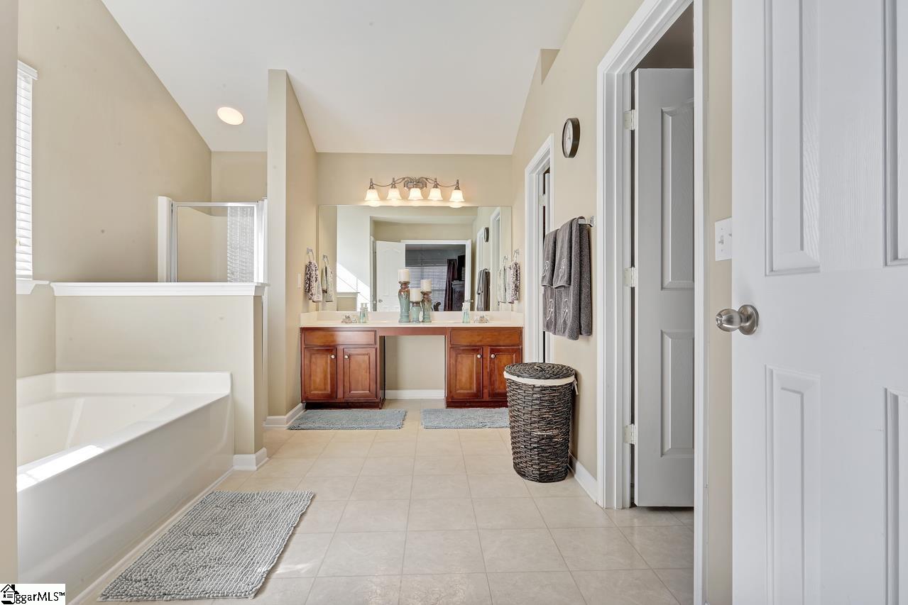 8 Knoll Ridge Drive Greer, SC 29650 - Photo 21 of 35 Gallery Image 21