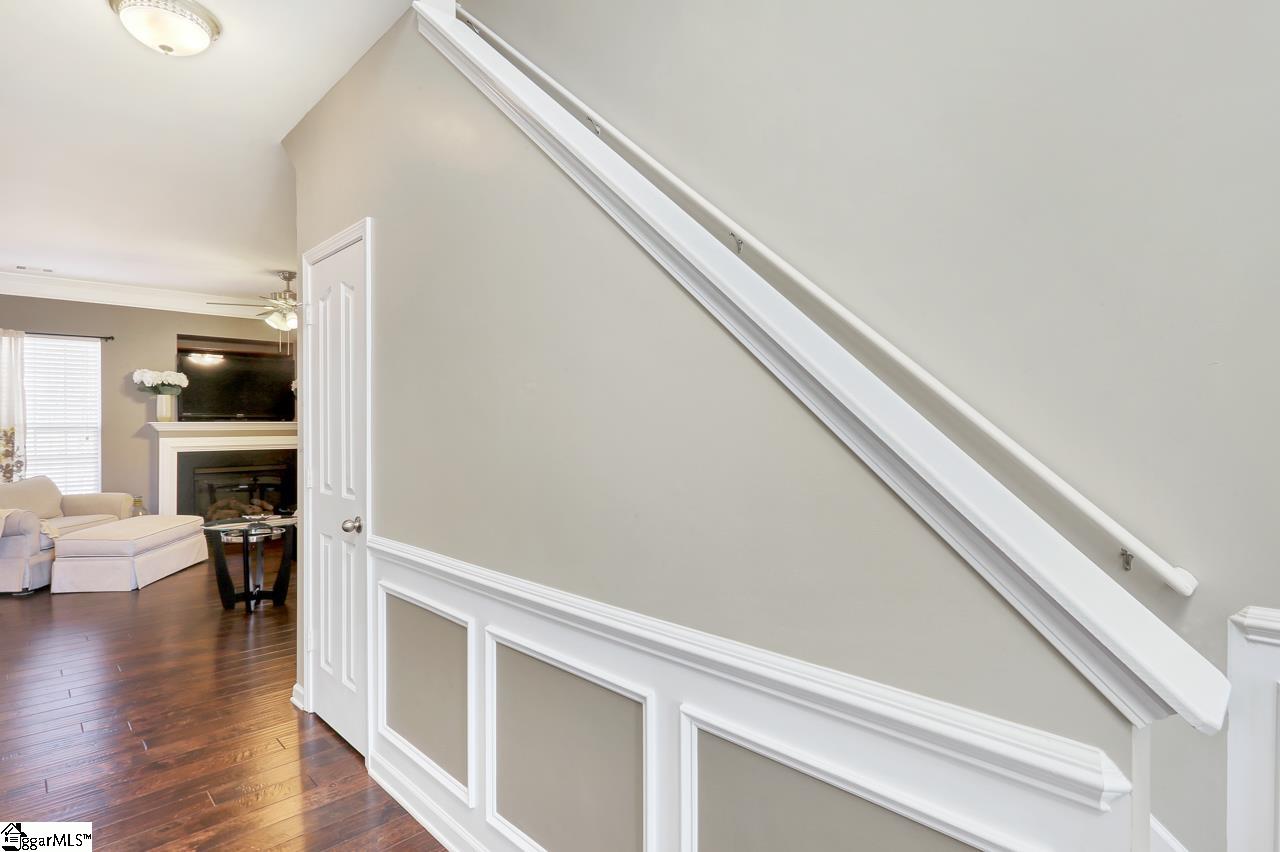 8 Knoll Ridge Drive Greer, SC 29650 - Photo 4 of 35 Gallery Image 4