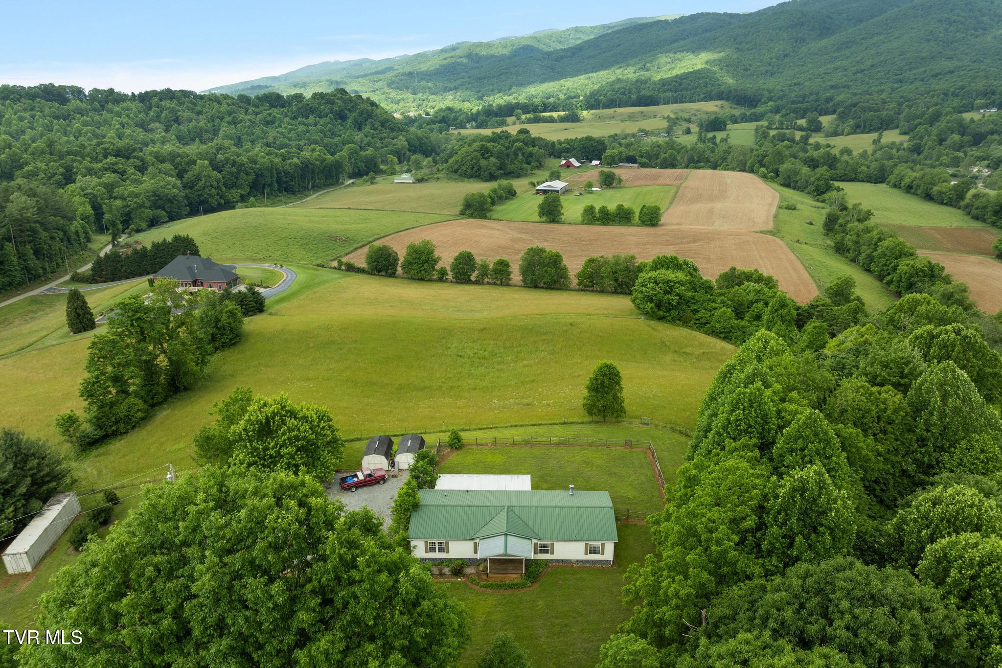 195 Estep Hollow Road Elizabethton, TN 37643 - Photo 22 of 69 DJI_0209